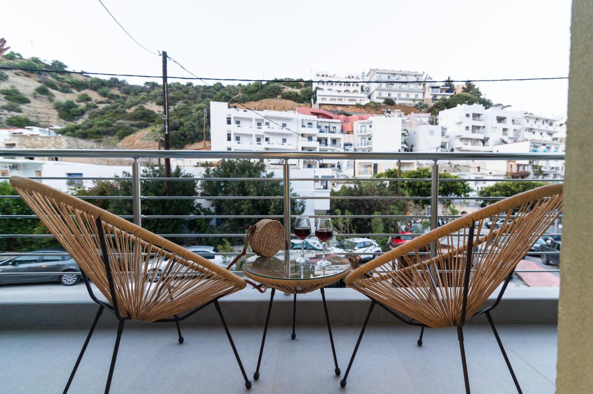 Aparthotel Patric.Ko Agia Galini Esterno foto